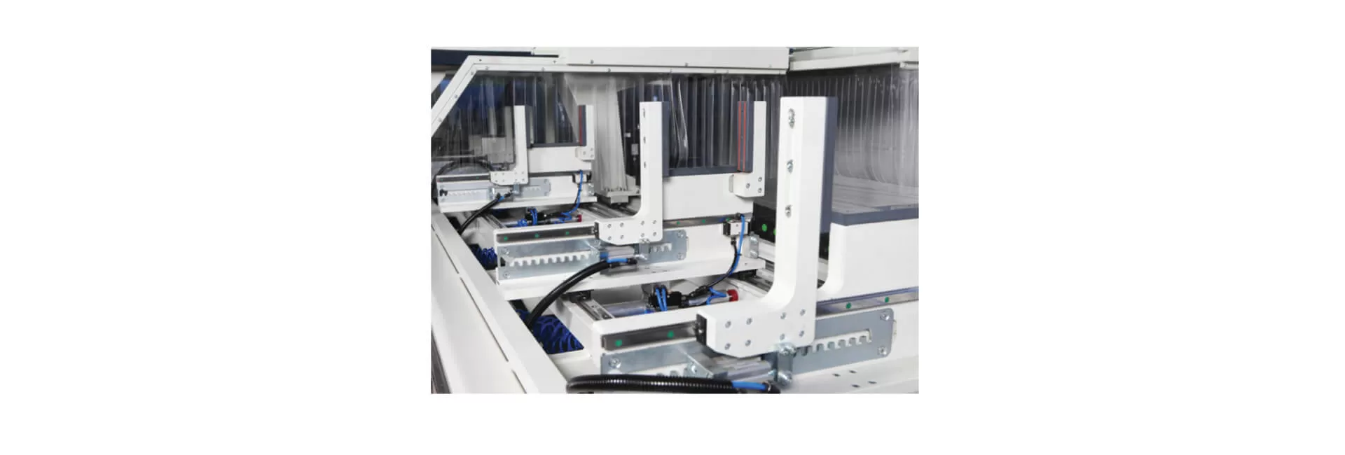 INO XP 7000 3-Achsen-CNC-Profilbearbeitungszentrum